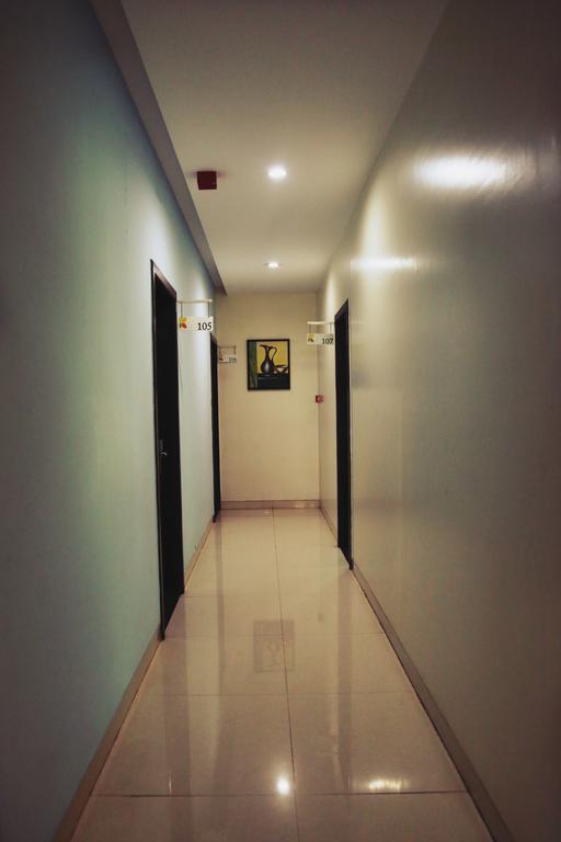 Oyo 710 Hotel Kshitij Pune Exterior photo